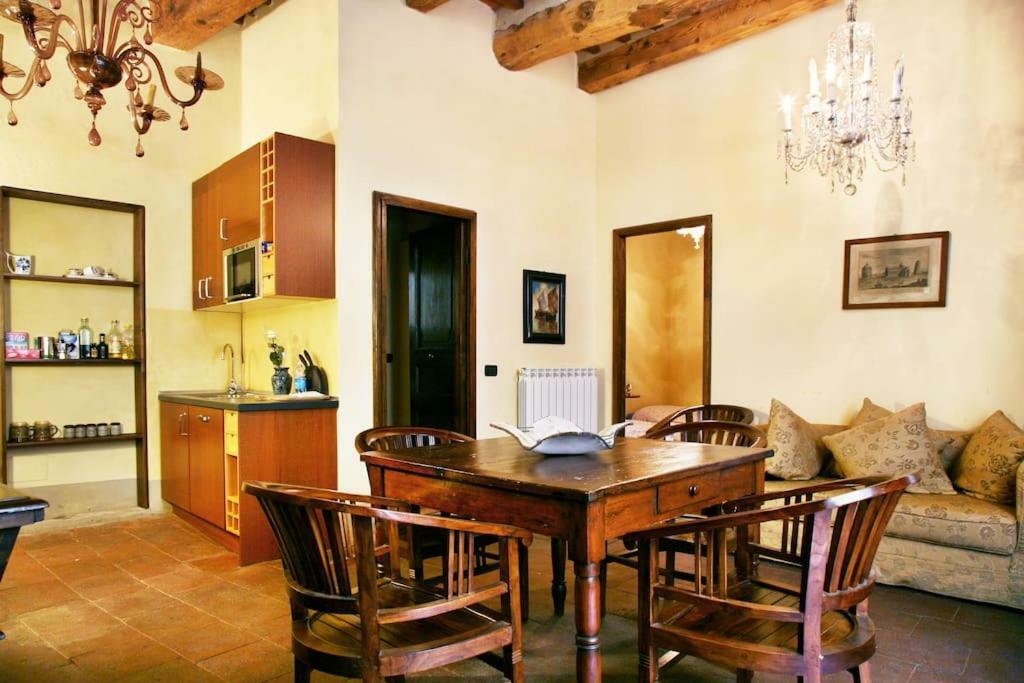 Delicious Busdraghi Appartement *